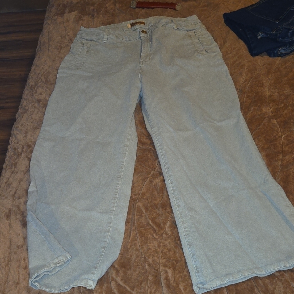 Kut from the Kloth Beige Denim Wide Leg Pants - Picture 4 of 7